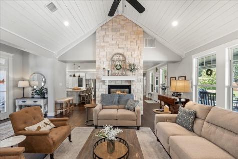 1604 Caddo Peak Trail Joshua TX 76058