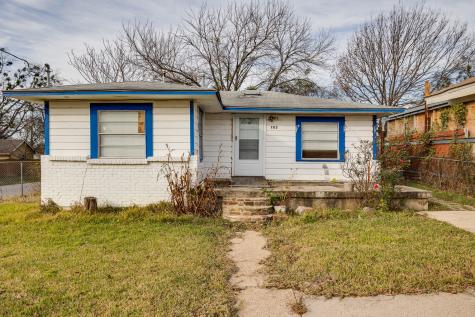 703 Neomi Avenue Dallas TX 75217