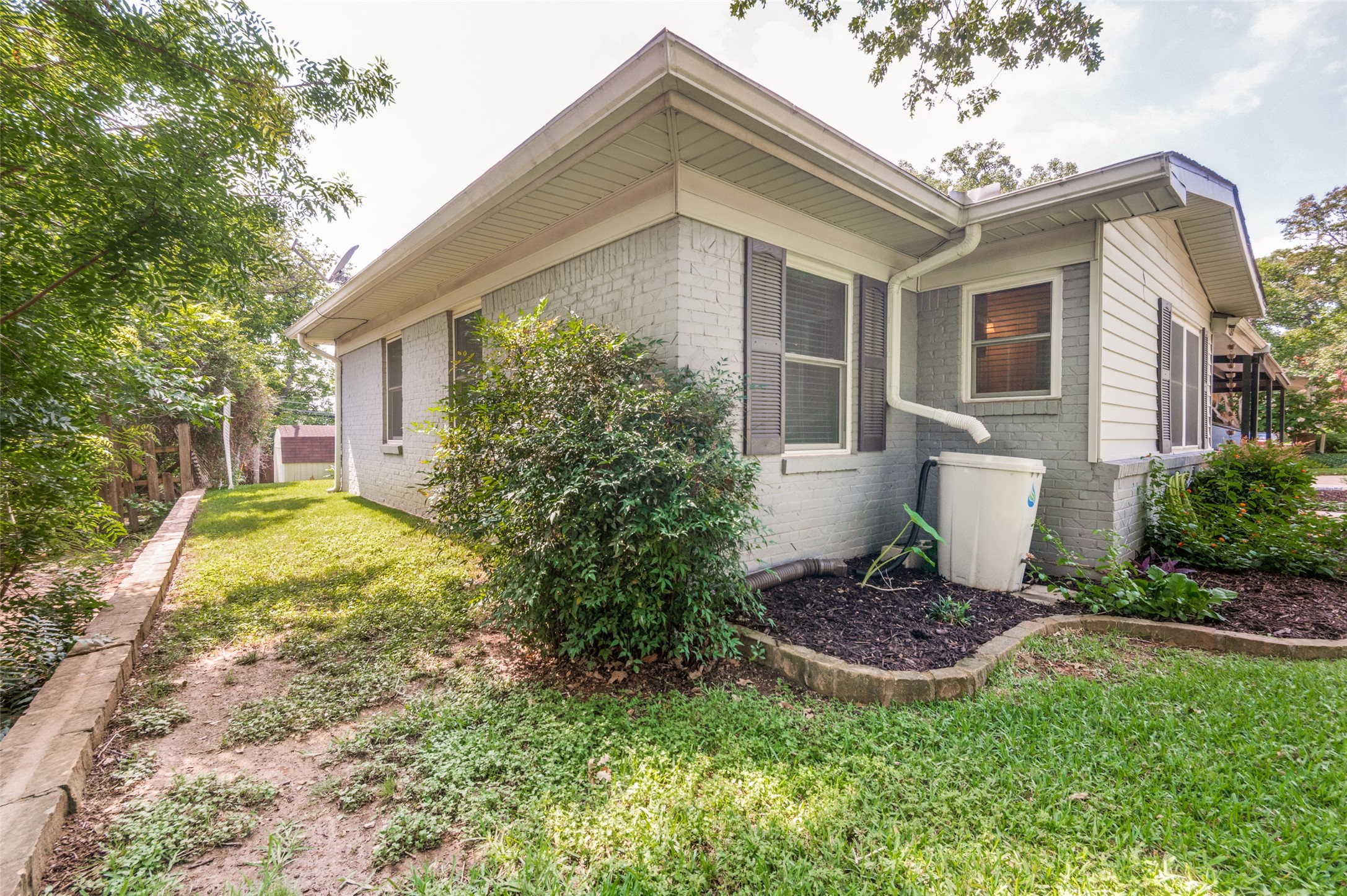 1506 Briarwood Boulevard Arlington TX 76013