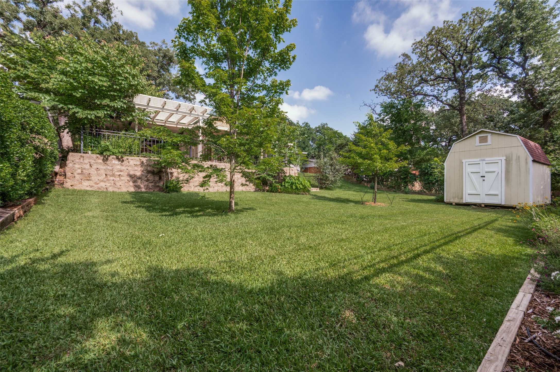 1506 Briarwood Boulevard Arlington TX 76013