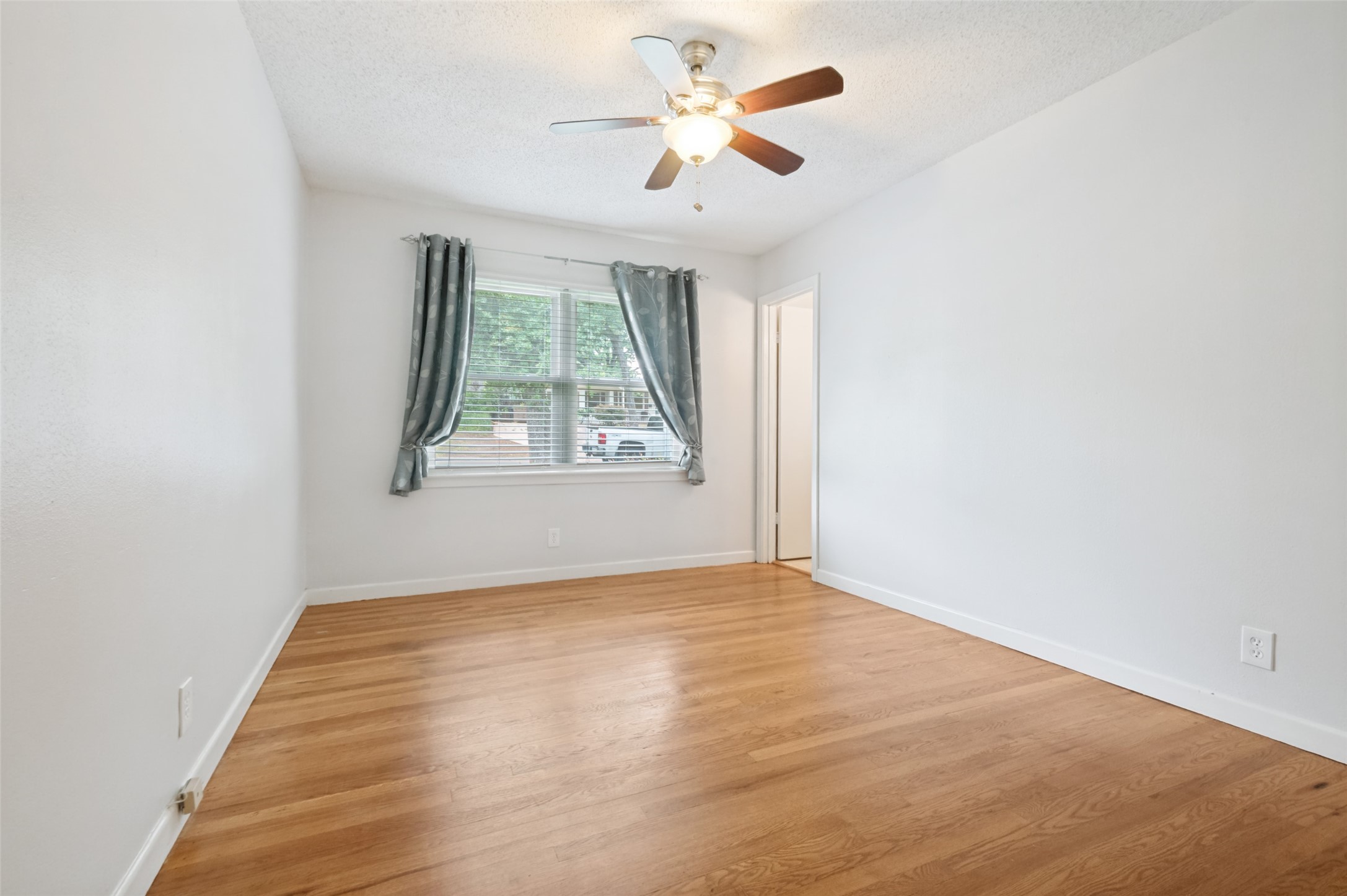 1506 Briarwood Boulevard Arlington TX 76013