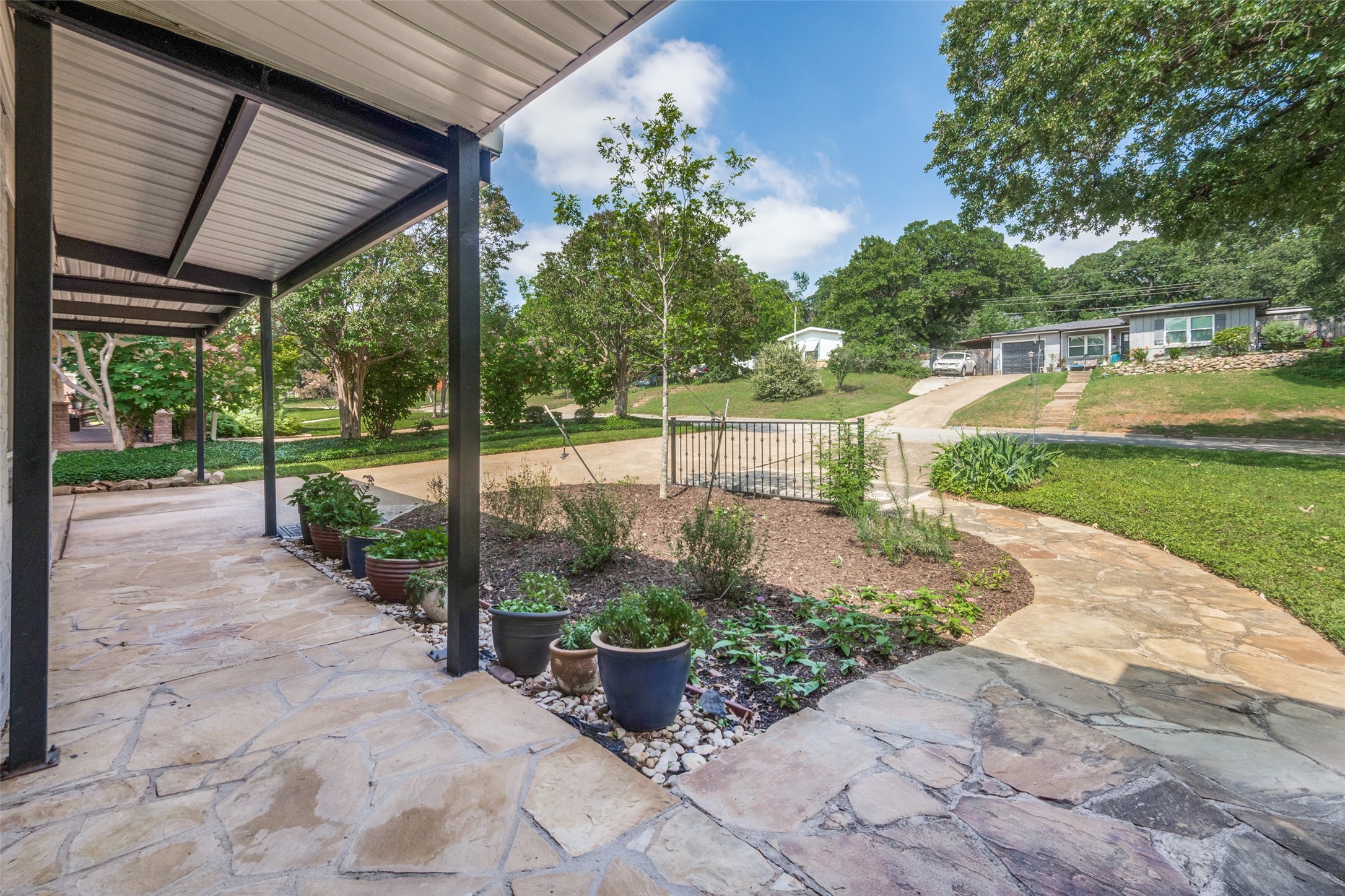 1506 Briarwood Boulevard Arlington TX 76013