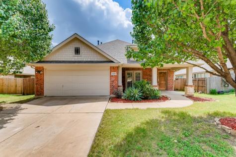 628 Vickie Street Crowley TX 76036