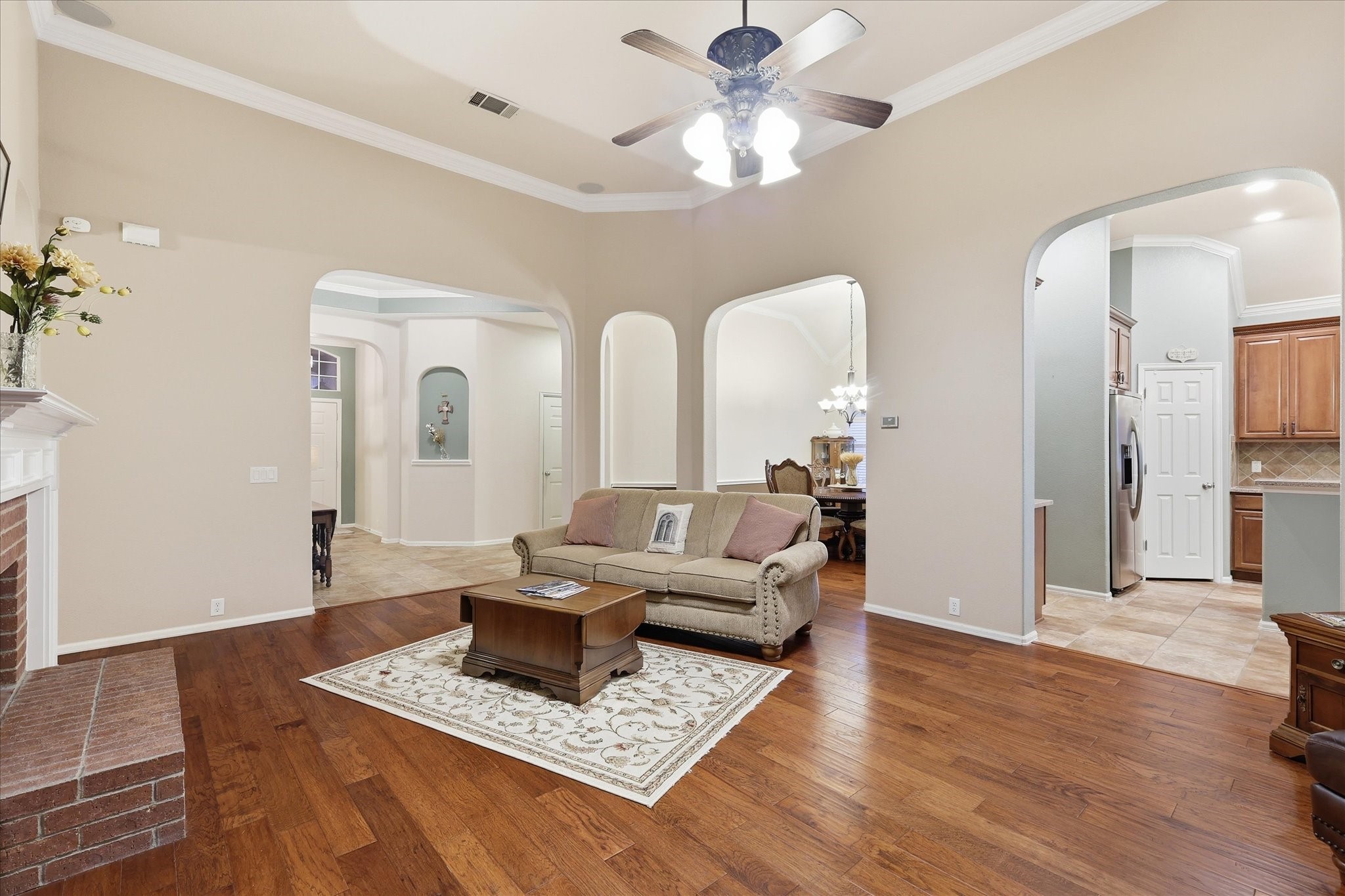 1811 Clear Summit Lane Mansfield TX 76063