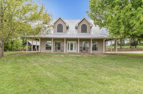 703 Sunset Oak West TX 76691