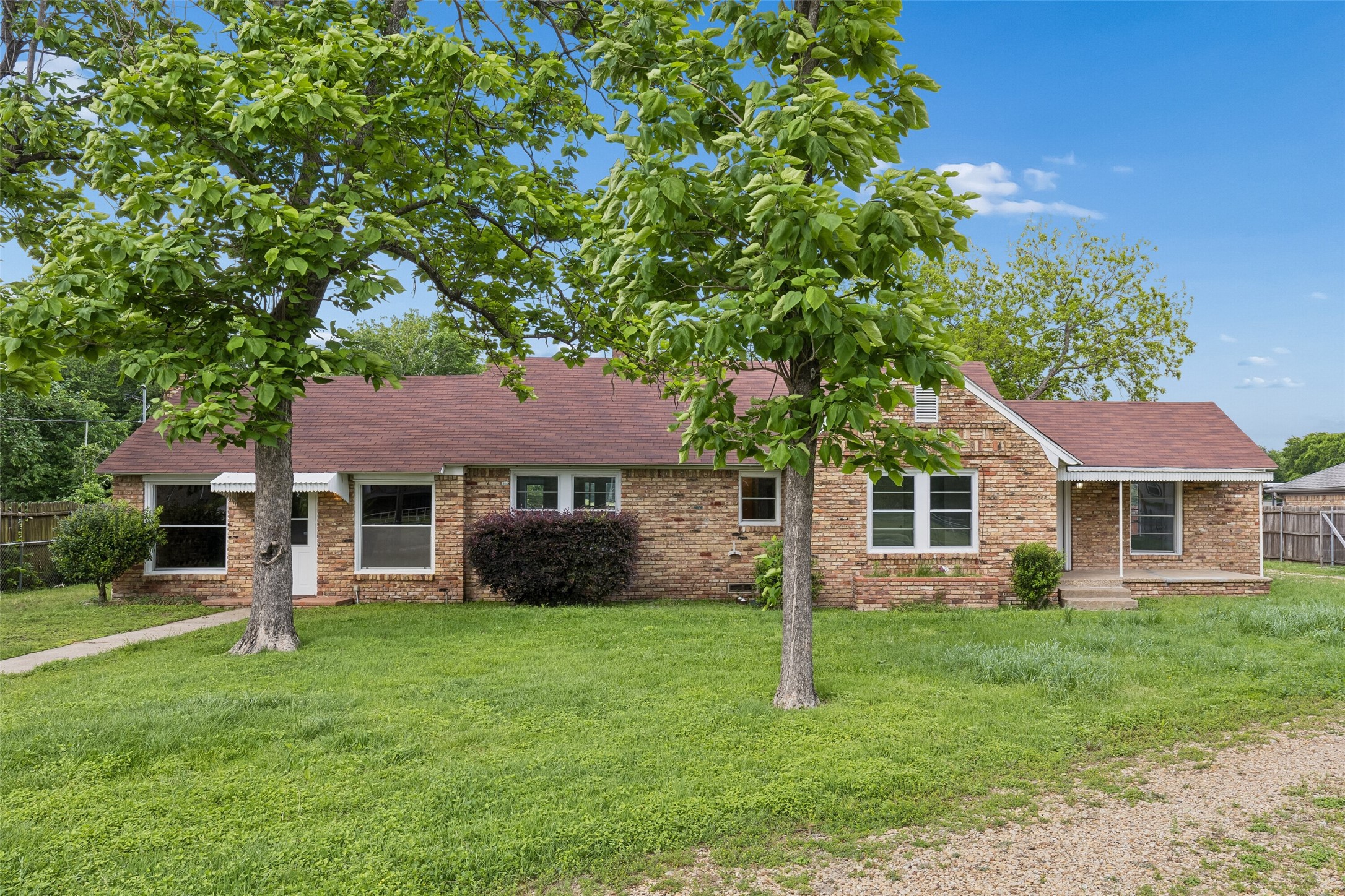 10609 Seagoville Road Dallas TX 75217