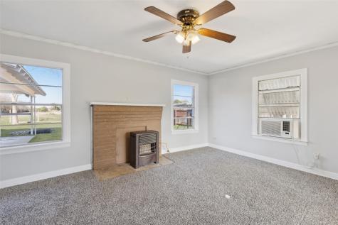 10609 Seagoville Road Dallas TX 75217