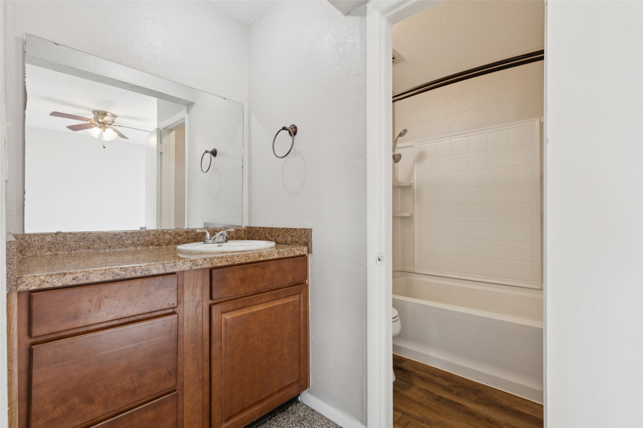 10609 Seagoville Road Dallas TX 75217