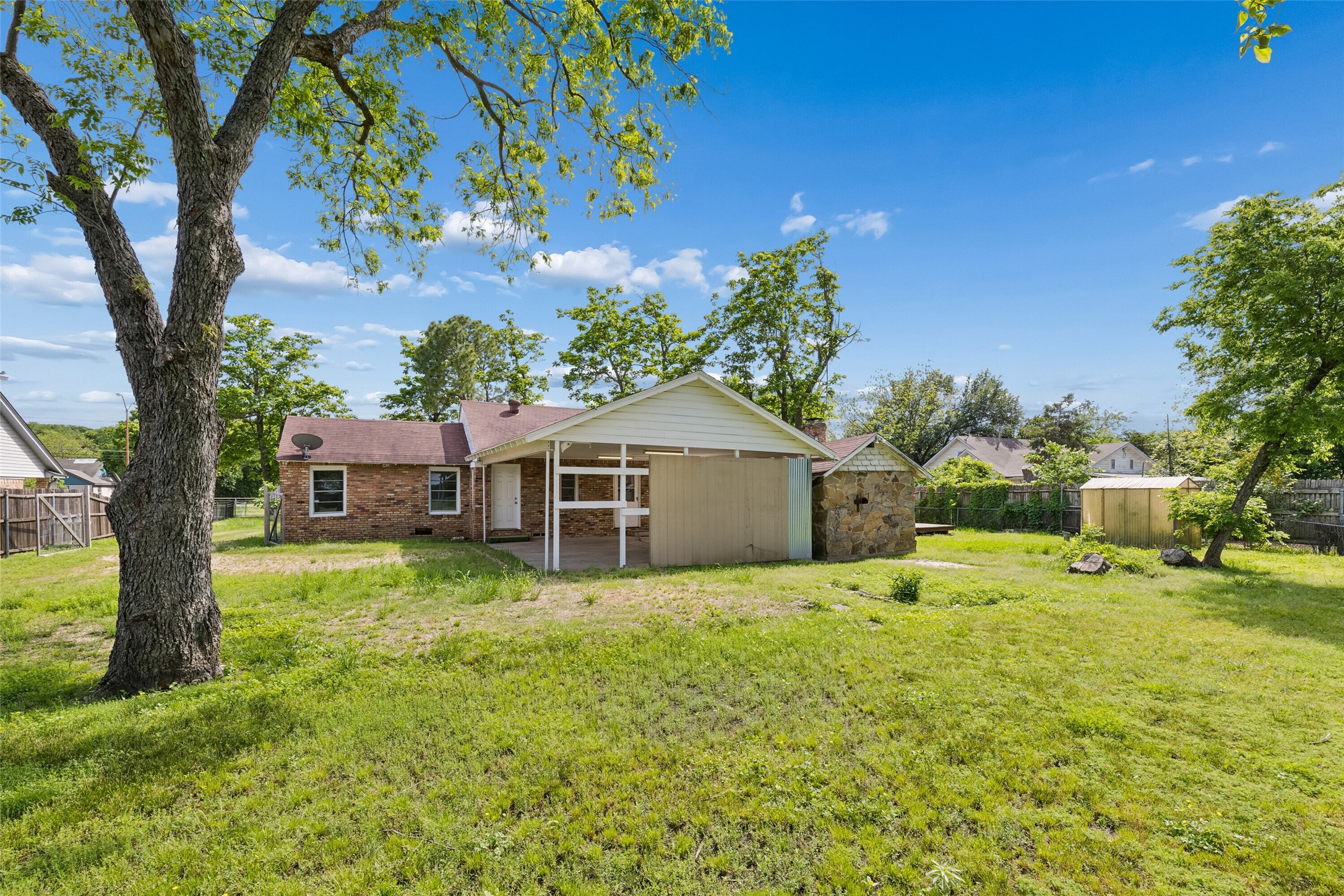 10609 Seagoville Road Dallas TX 75217