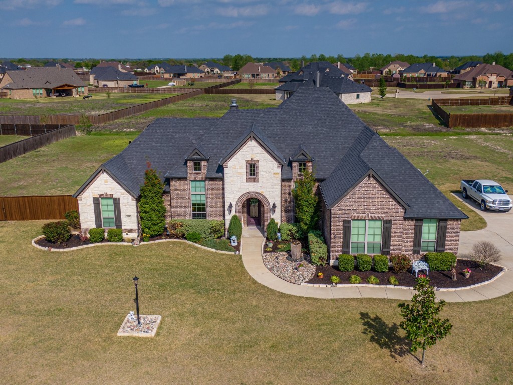 104 Northbrook Drive Waxahachie TX 75165