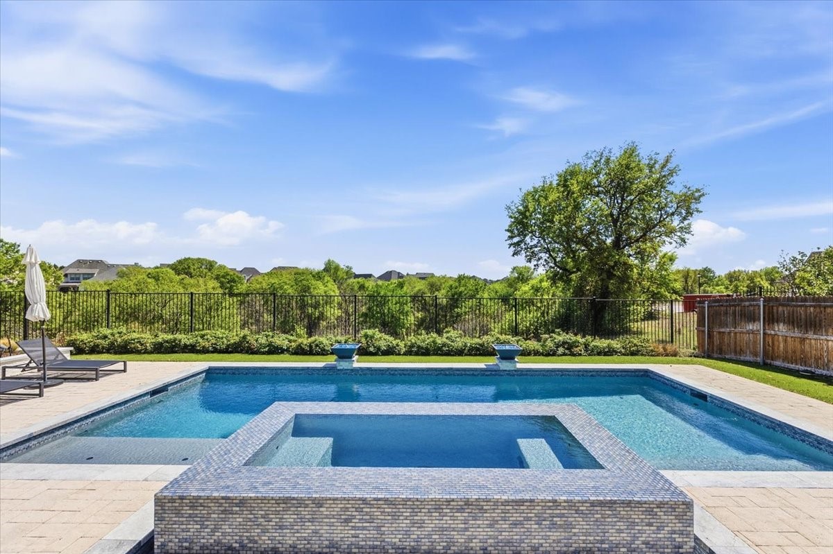 405 Point Vista Drive Aledo TX 76008