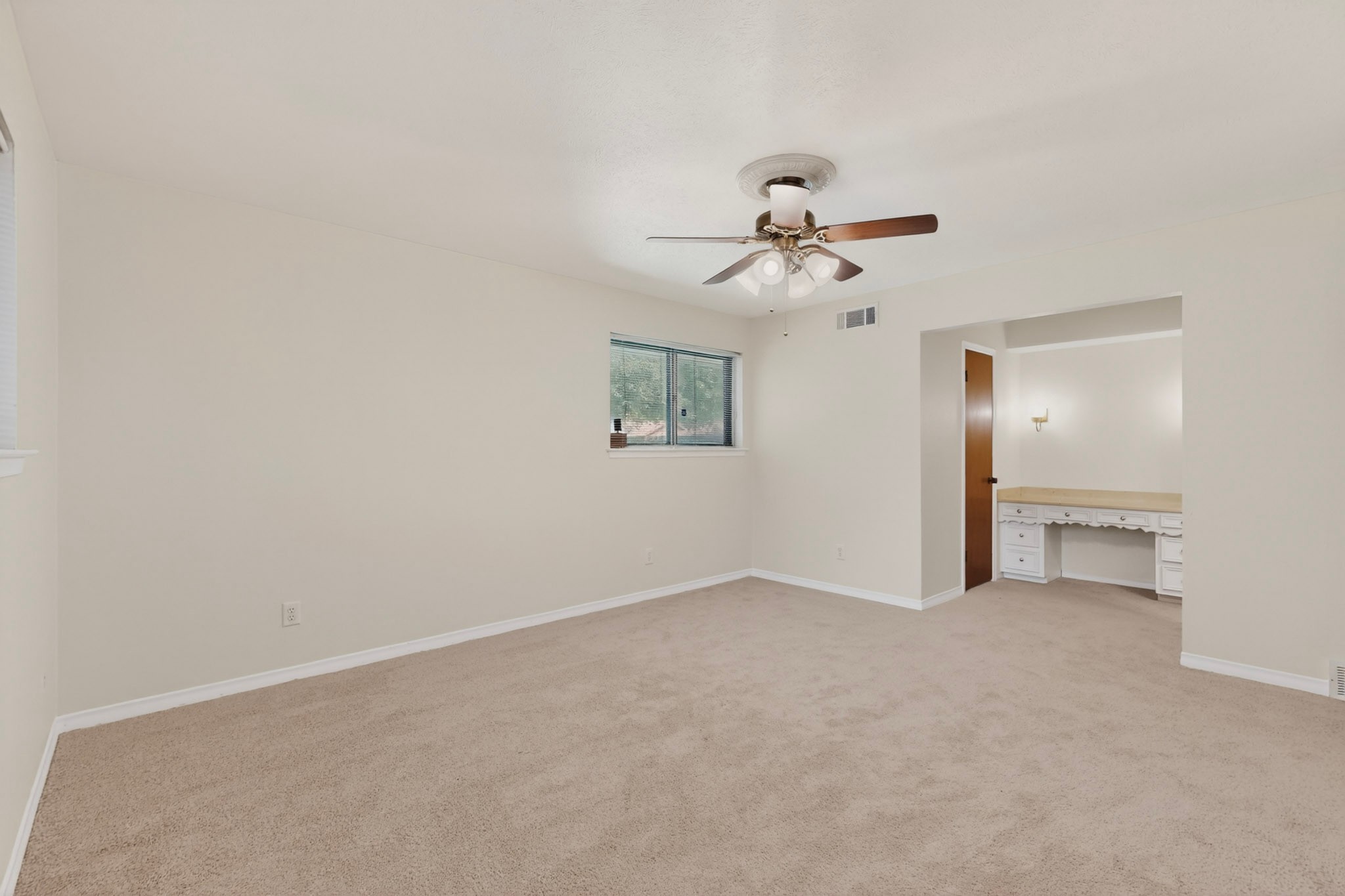 1305 Briarbrook Drive Desoto TX 75115