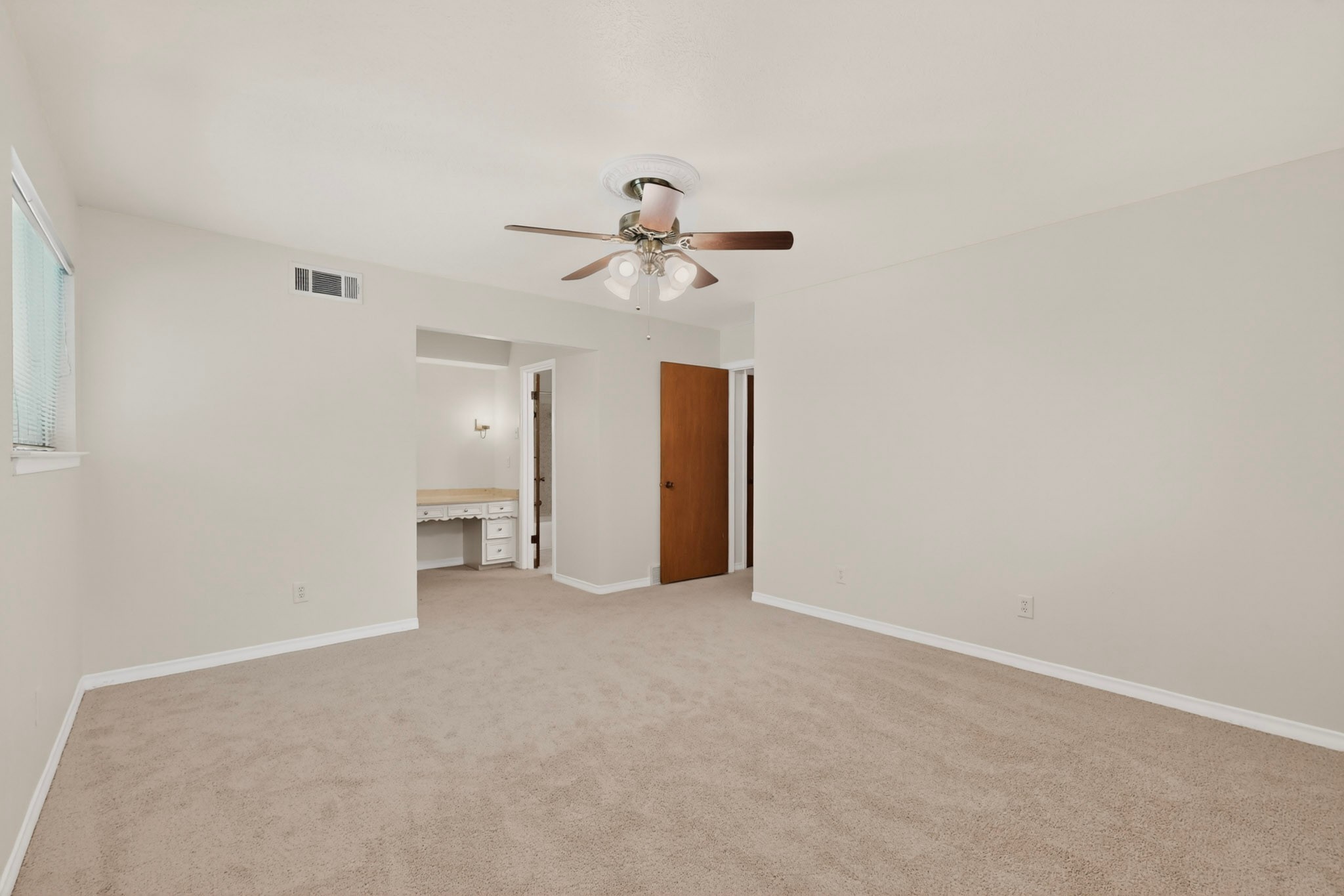 1305 Briarbrook Drive Desoto TX 75115