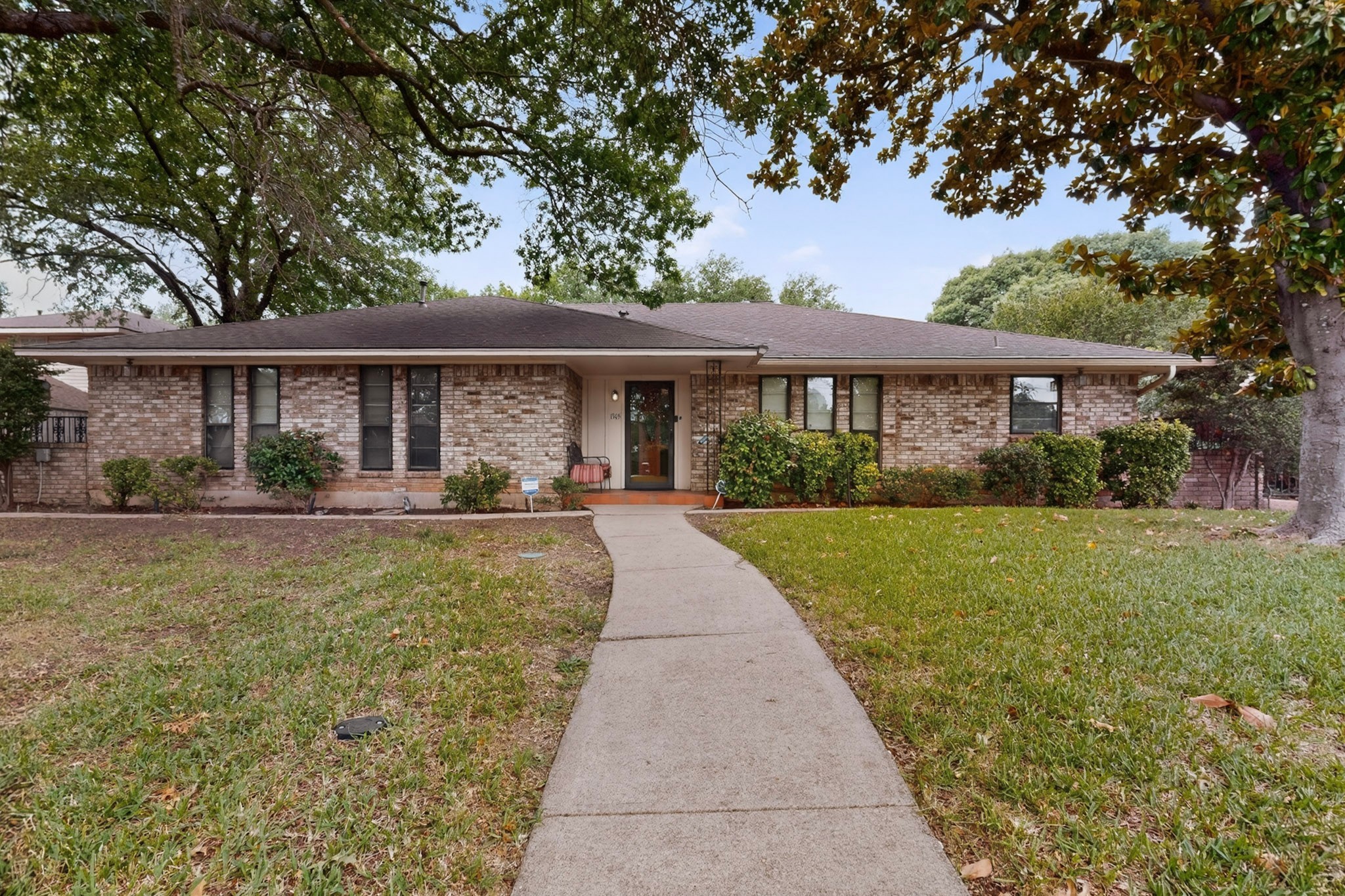 1305 Briarbrook Drive Desoto TX 75115