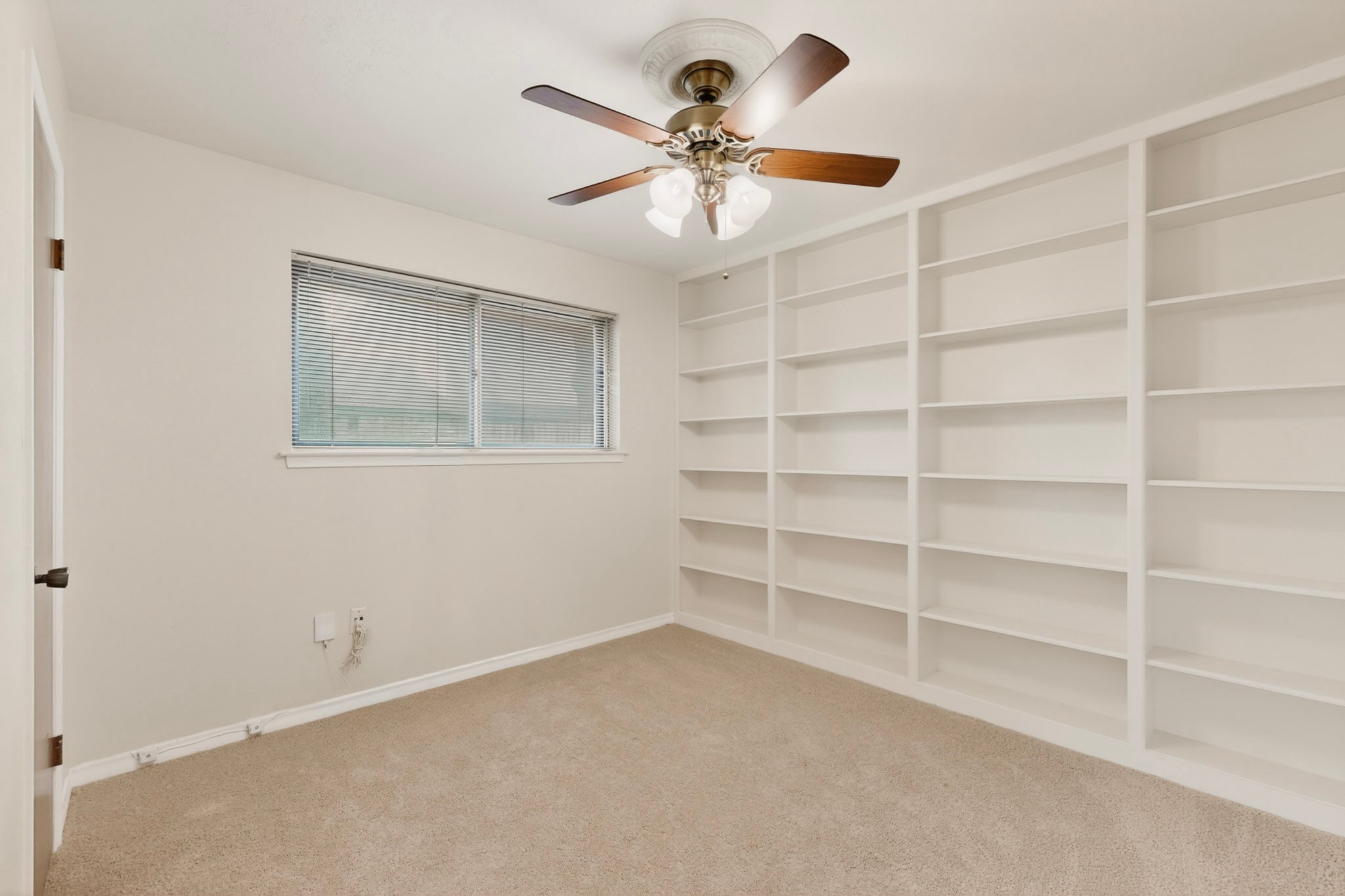 1305 Briarbrook Drive Desoto TX 75115