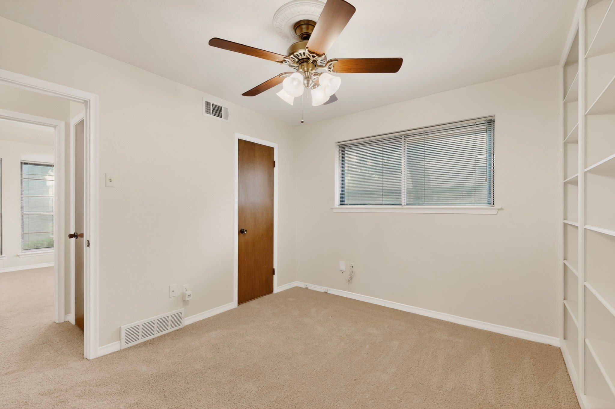 1305 Briarbrook Drive Desoto TX 75115