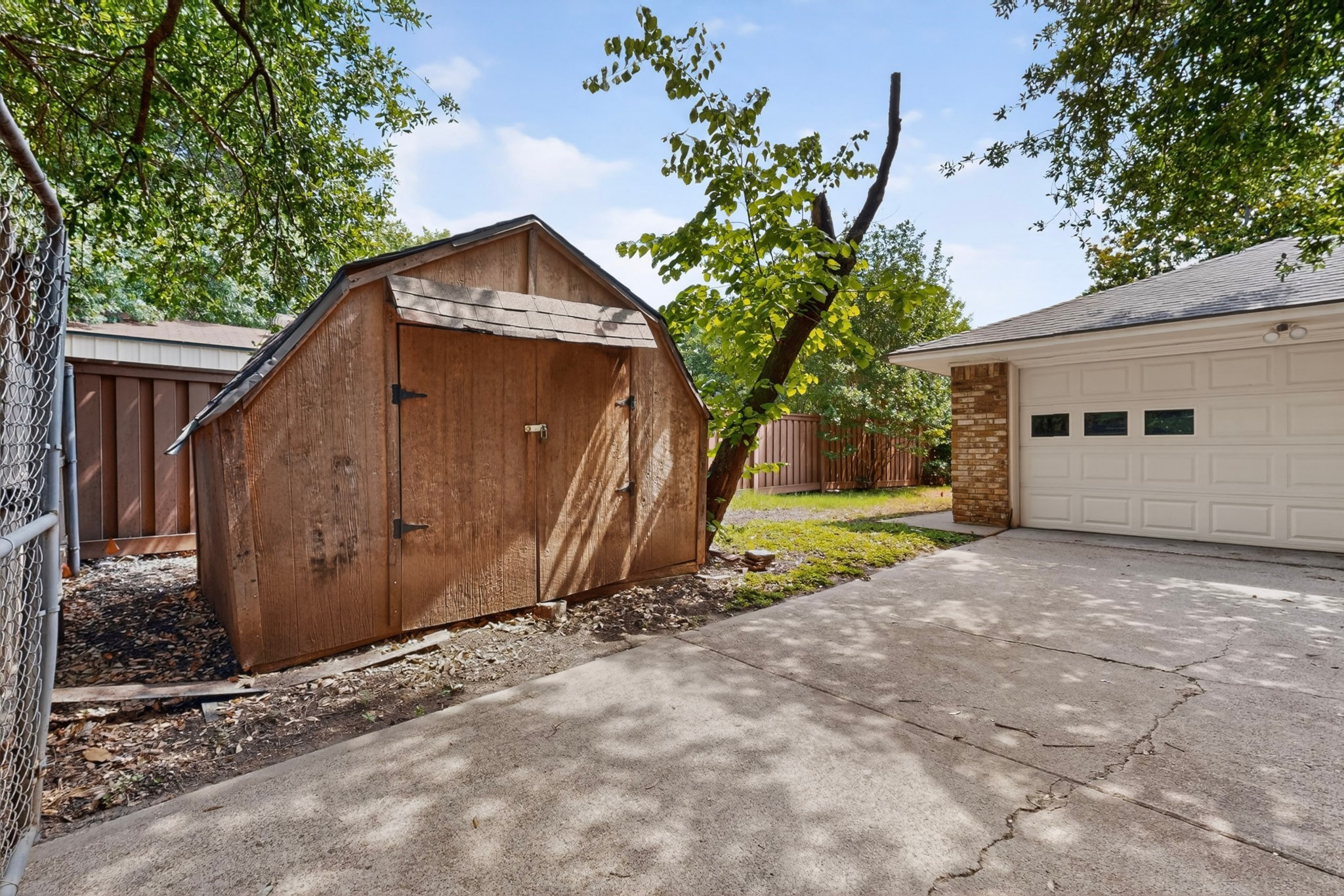 1305 Briarbrook Drive Desoto TX 75115