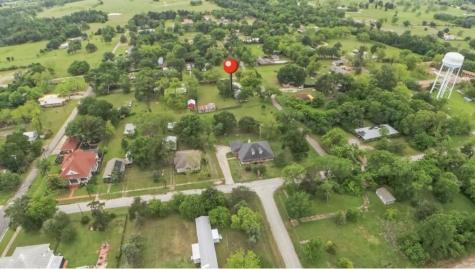815 S 8th Avenue Teague TX 75860