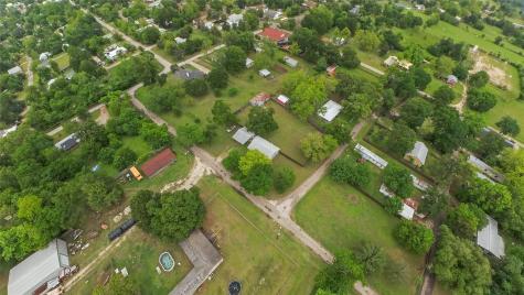 815 S 8th Avenue Teague TX 75860