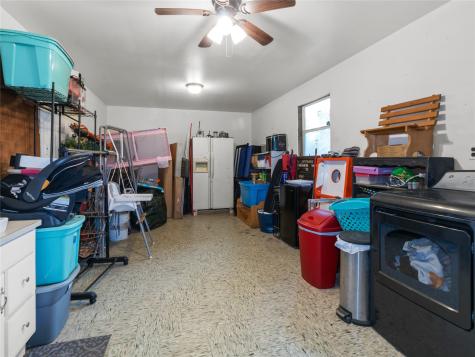 815 S 8th Avenue Teague TX 75860