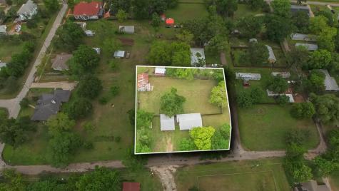 815 S 8th Avenue Teague TX 75860
