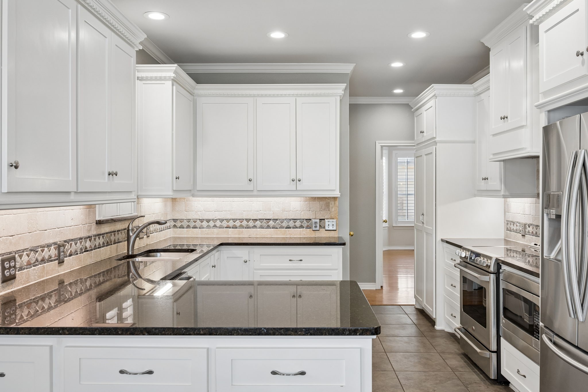 3323 Shellbrook Court Arlington TX 76016