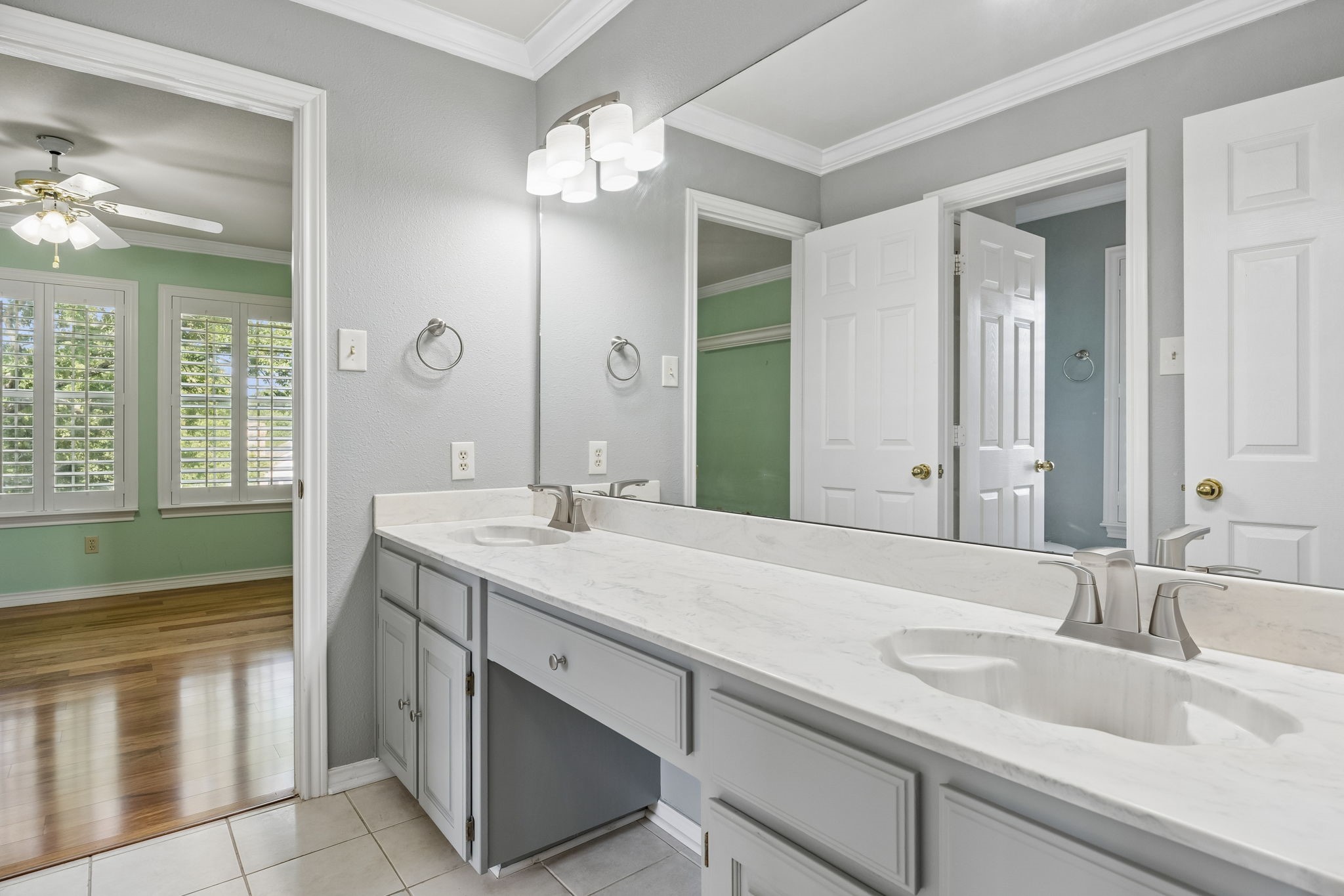 3323 Shellbrook Court Arlington TX 76016