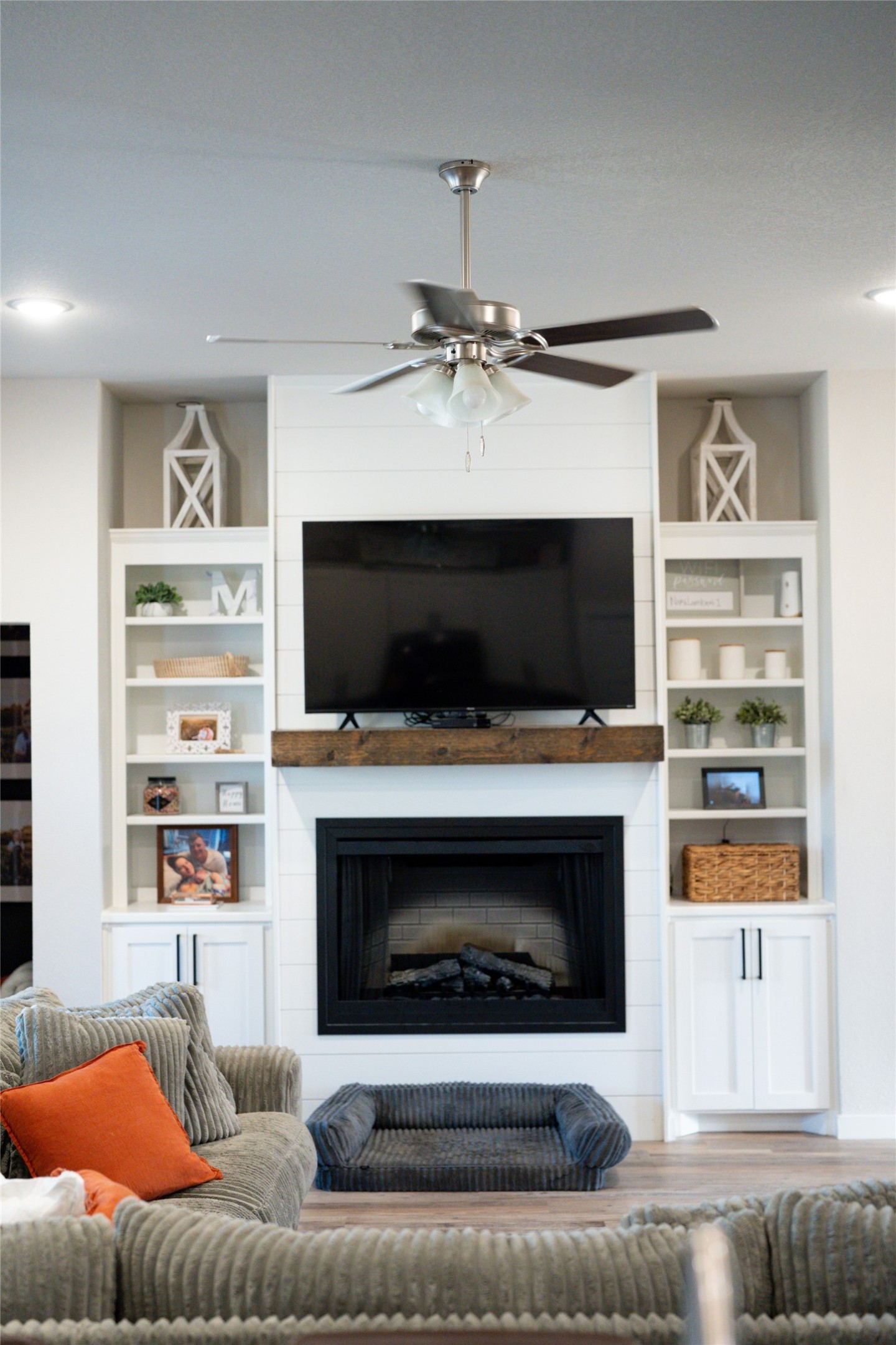 703 Ridgeway Road Joshua TX 76058