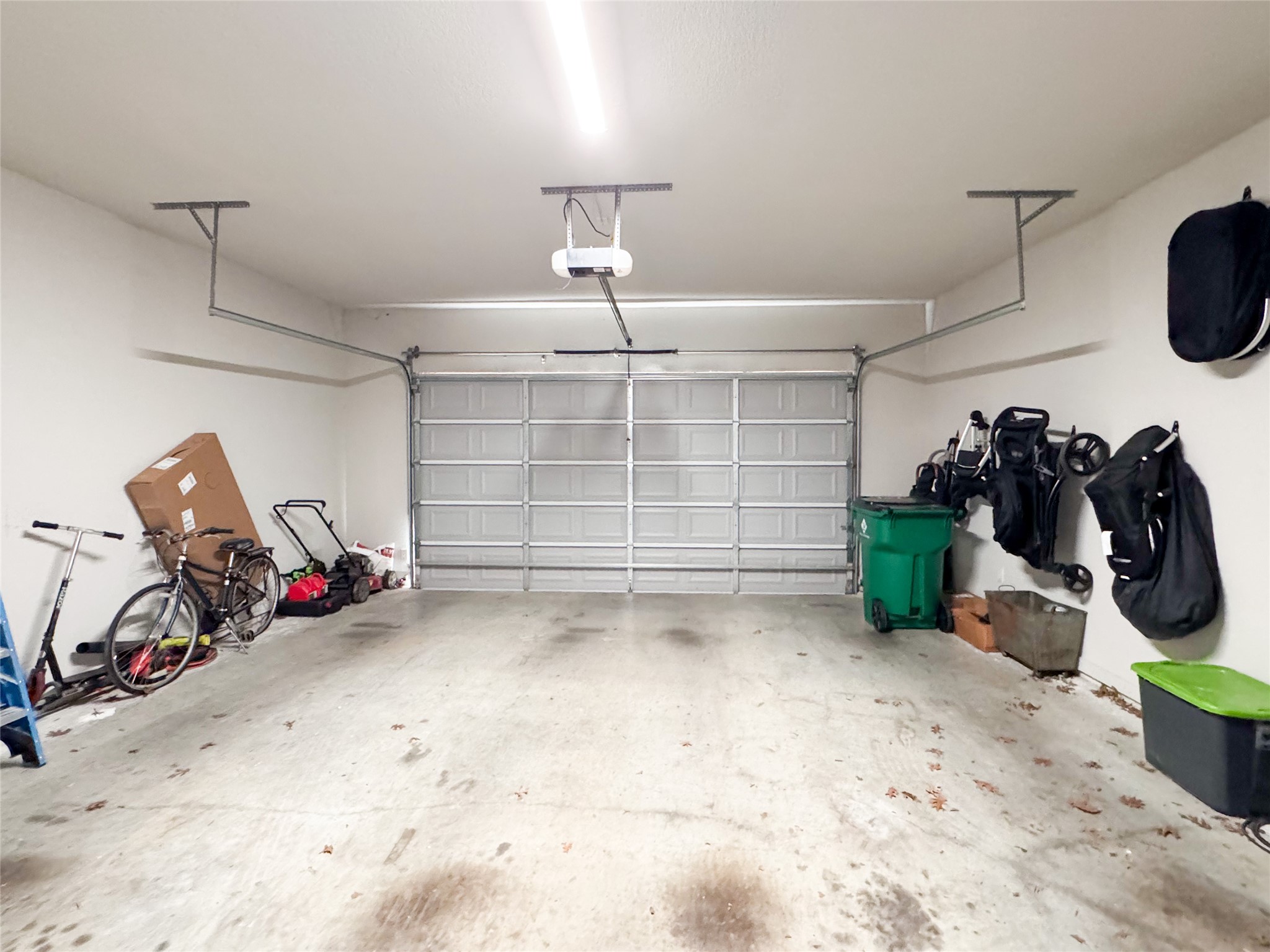 703 Ridgeway Road Joshua TX 76058