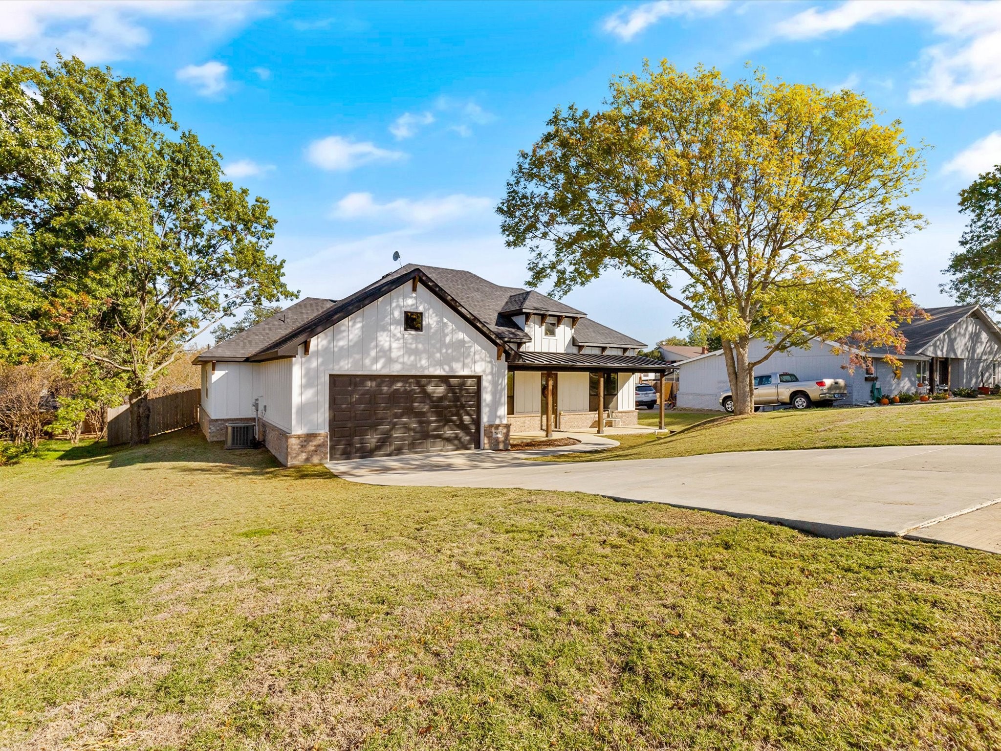 703 Ridgeway Road Joshua TX 76058