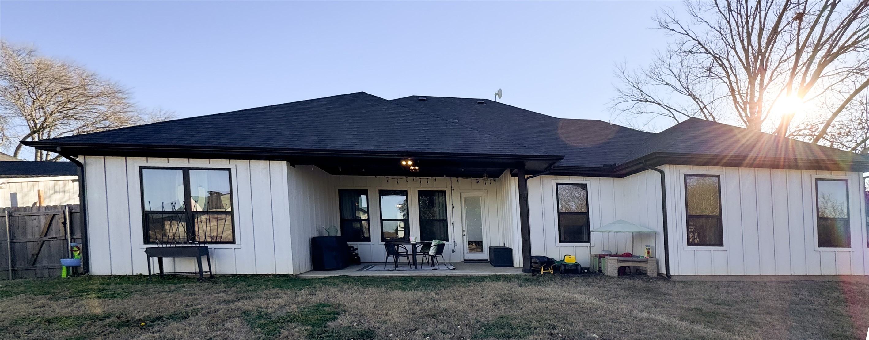 703 Ridgeway Road Joshua TX 76058