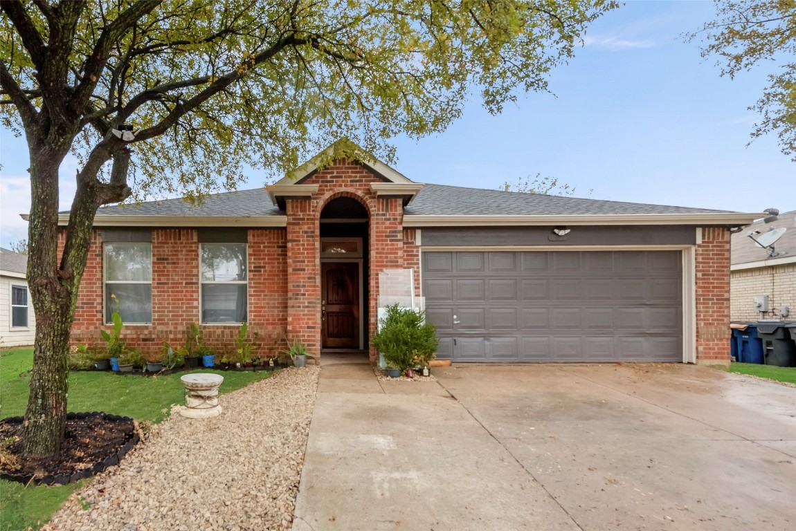 1935 Nemechek Drive Dallas TX 75217