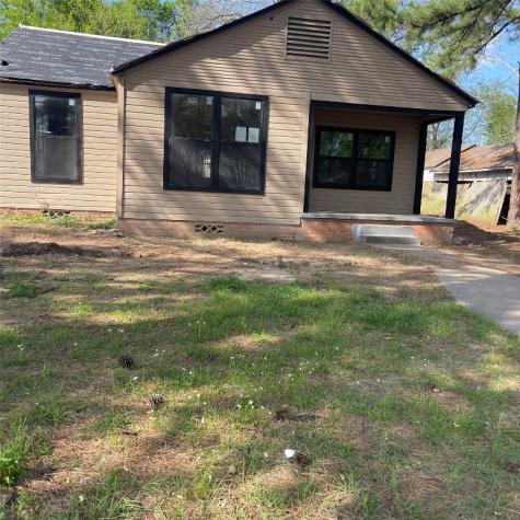 524 W Buchanan Street Mineola TX 75773