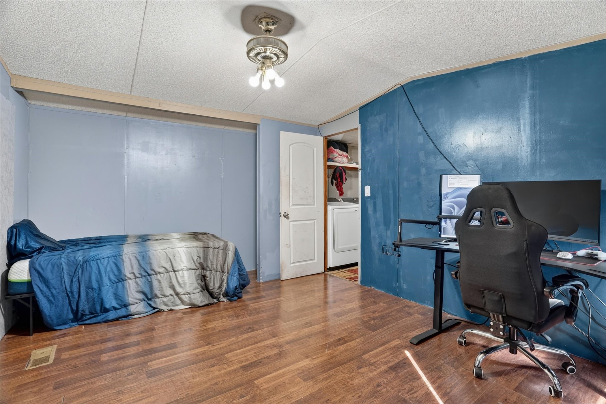 2719 River View Trail Granbury TX 76048