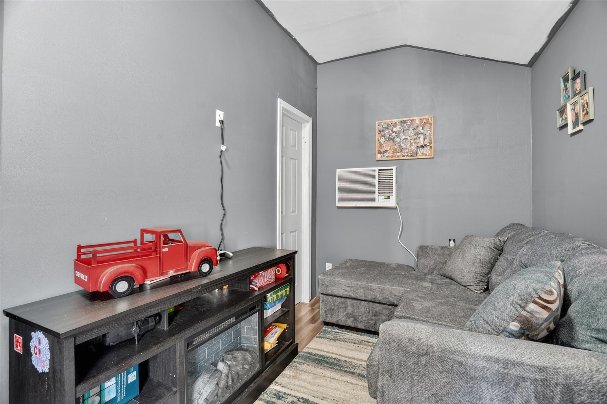 2719 River View Trail Granbury TX 76048