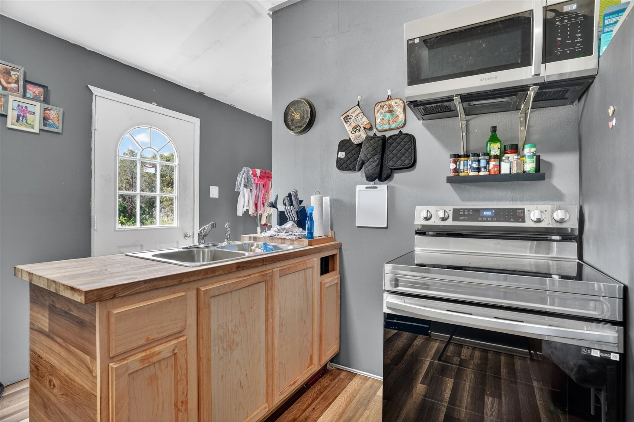 2719 River View Trail Granbury TX 76048