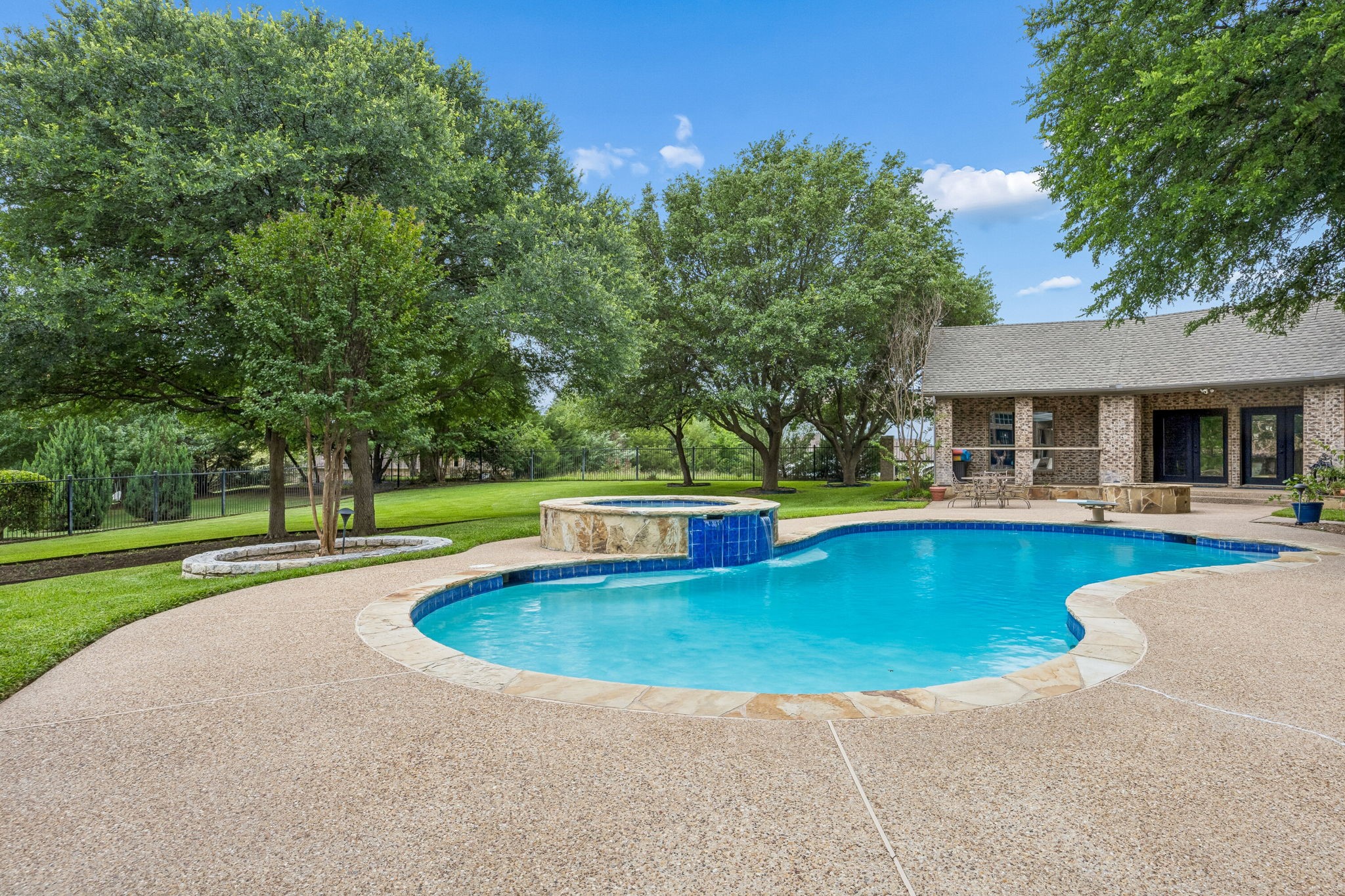 1323 Steeple Chase Lane Aledo TX 76008