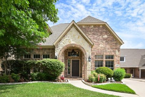 4507 Little Hollow Court Arlington TX 76016