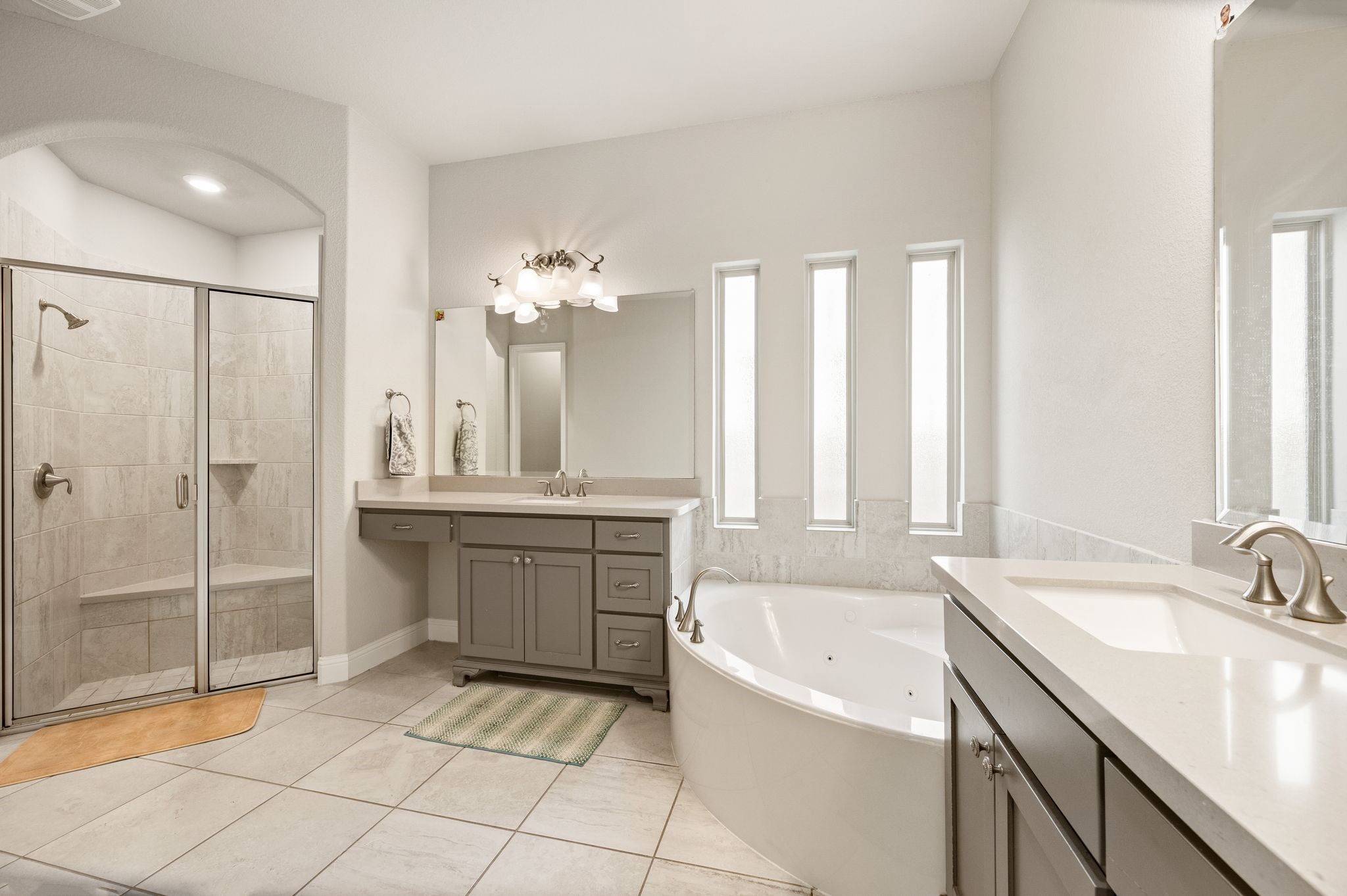 1015 Mountain Laurel Drive Euless TX 76039