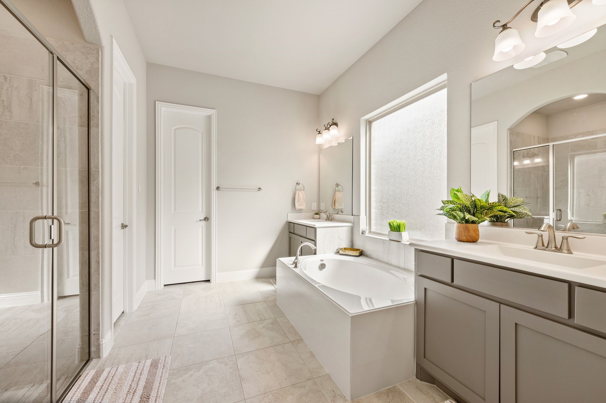 1015 Mountain Laurel Drive Euless TX 76039