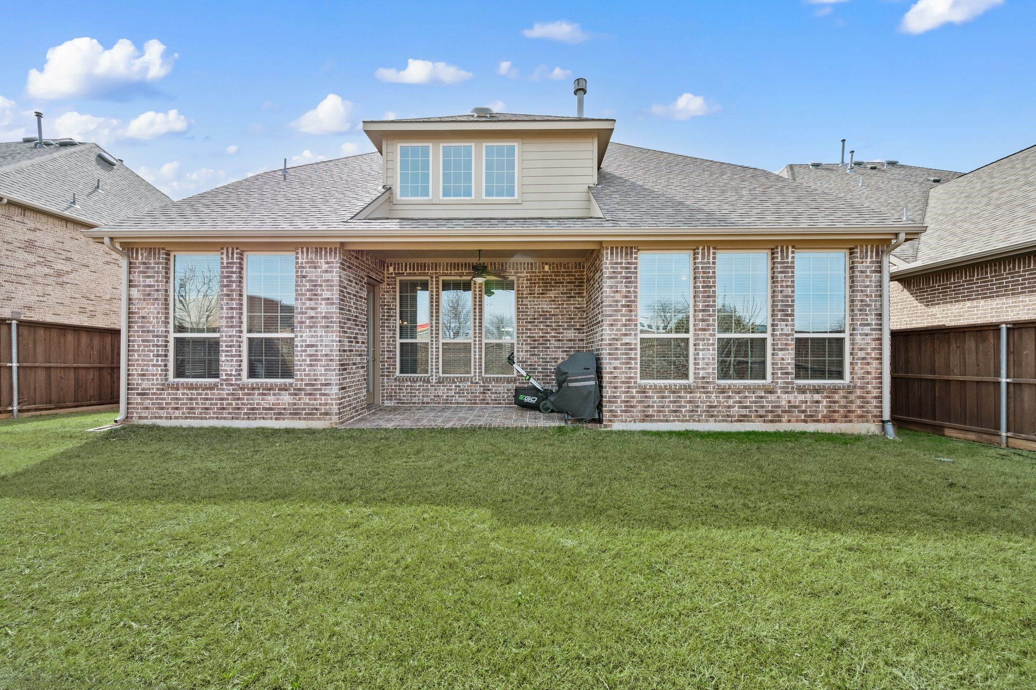 1015 Mountain Laurel Drive Euless TX 76039