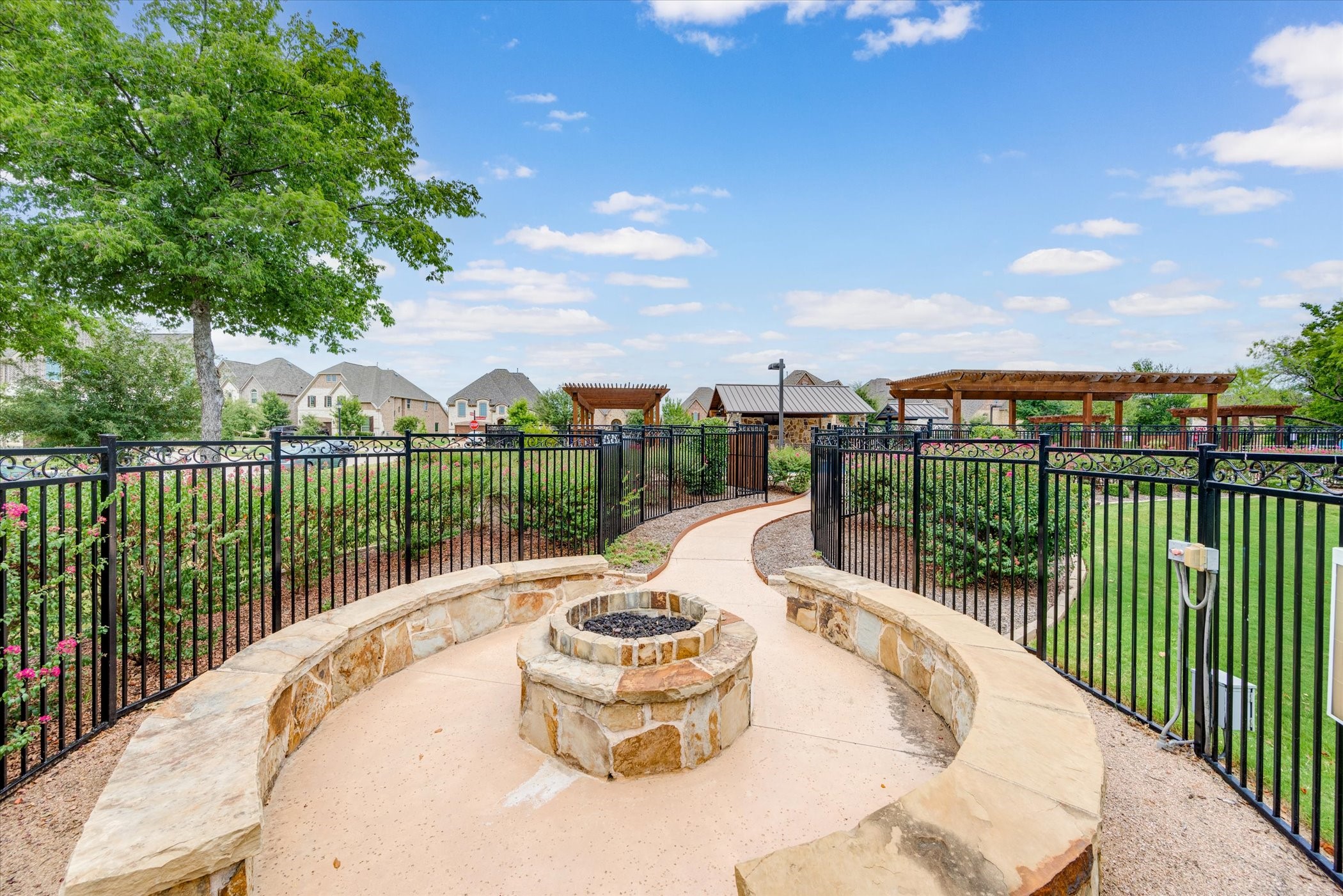1015 Mountain Laurel Drive Euless TX 76039