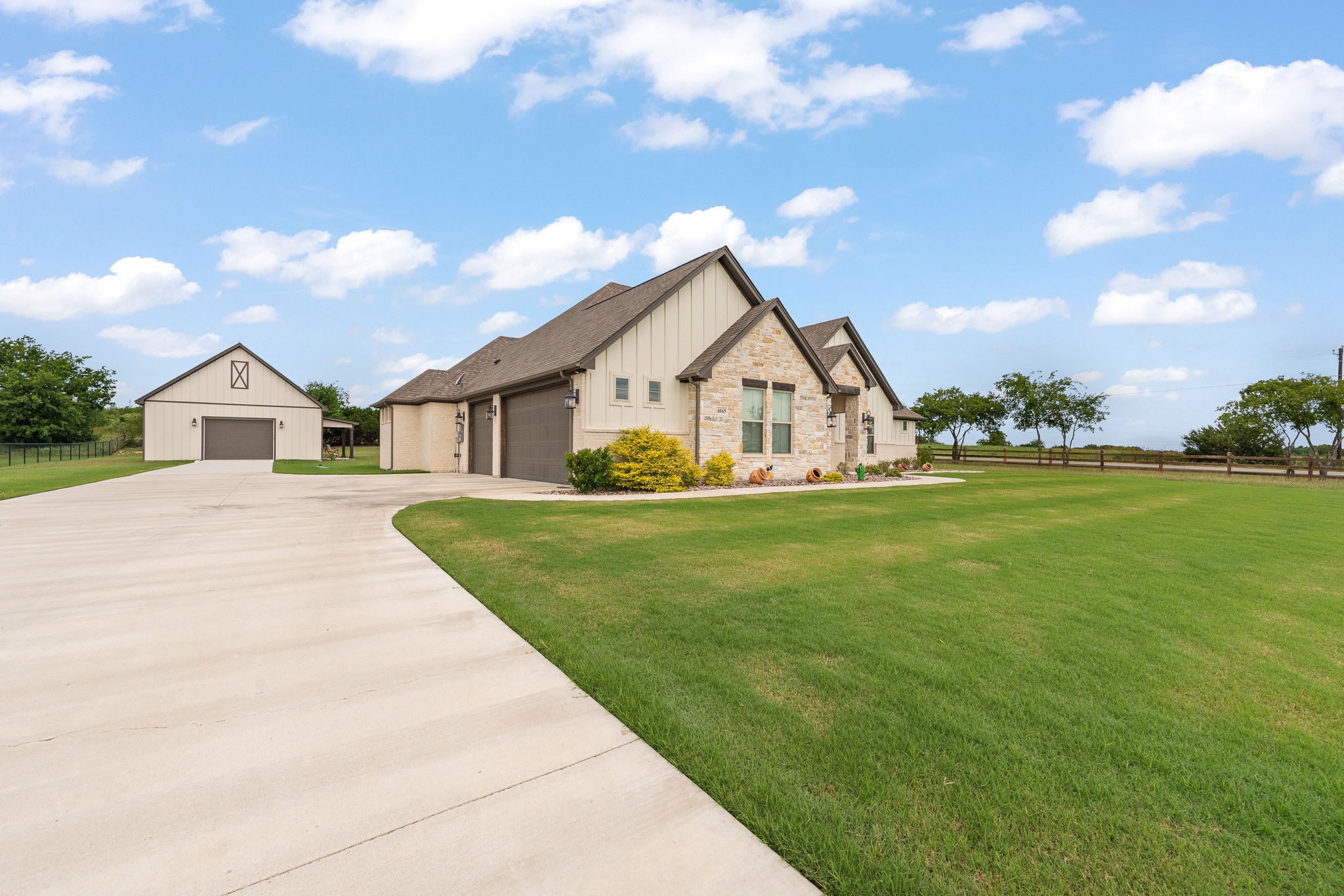 6065 Bella Terra Lane Godley TX 76044