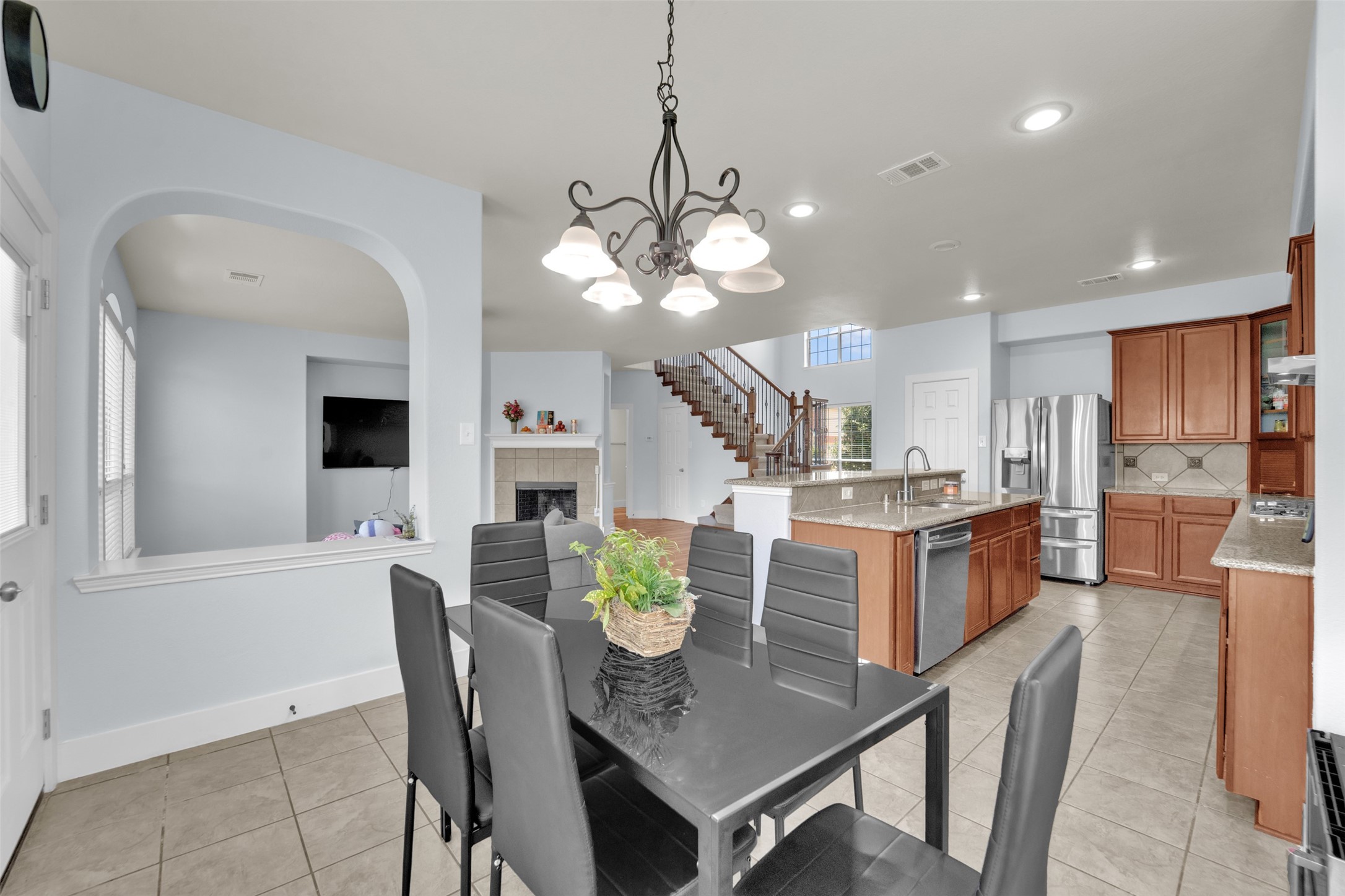615 Lone Ridge Way Murphy TX 75094