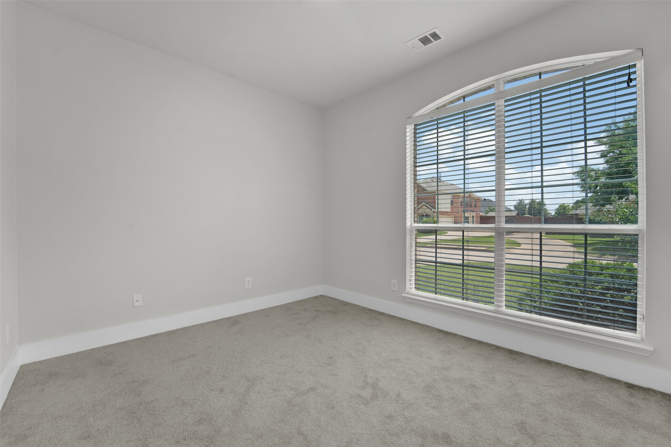 615 Lone Ridge Way Murphy TX 75094