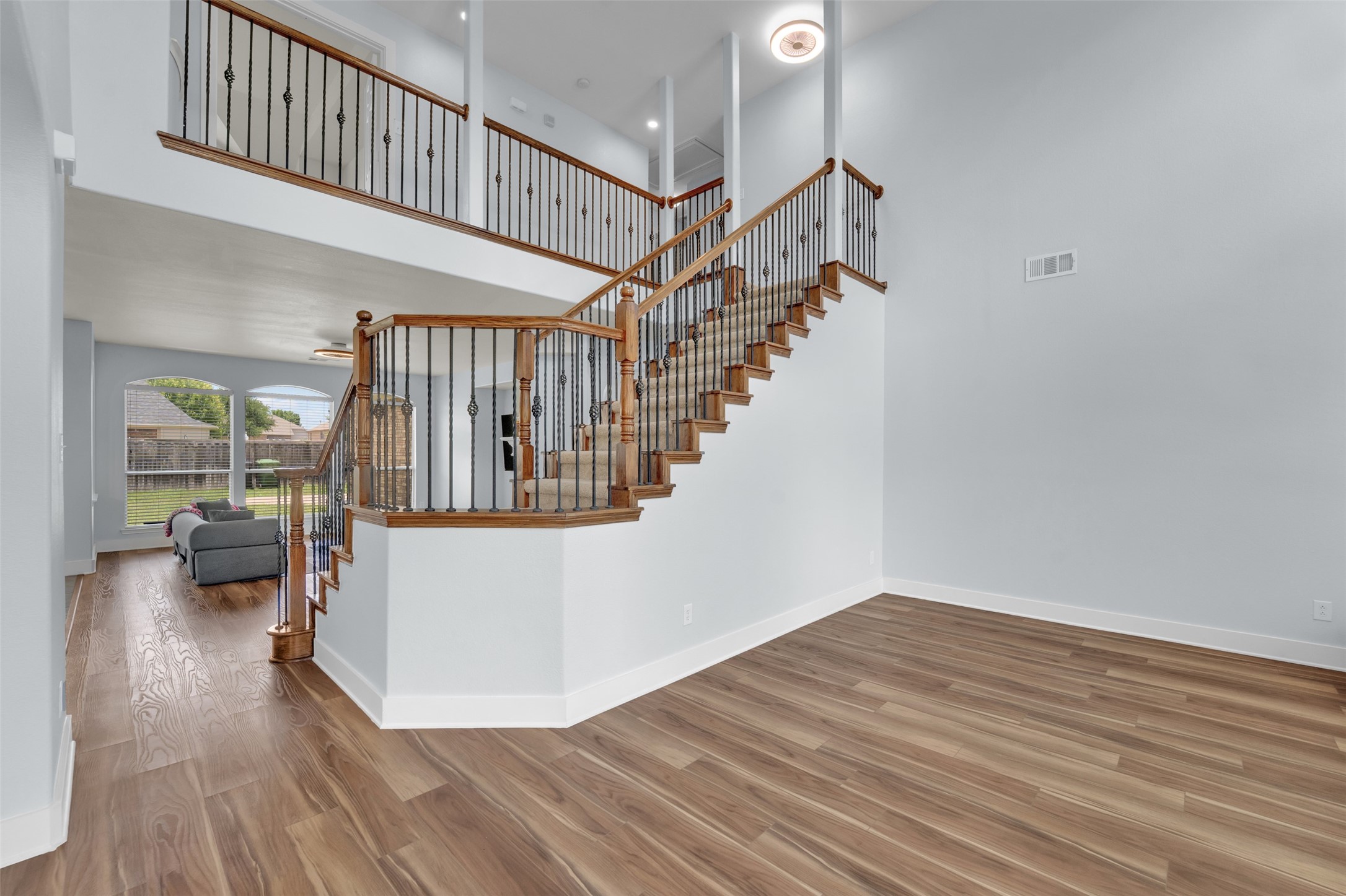 615 Lone Ridge Way Murphy TX 75094