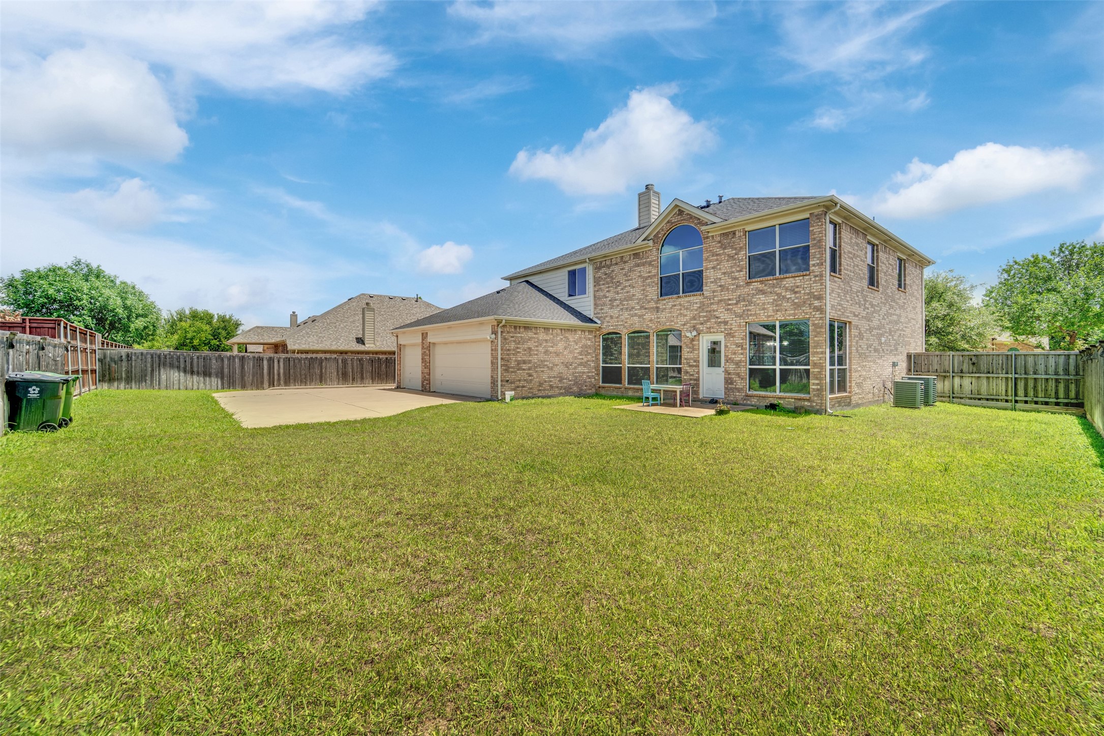 615 Lone Ridge Way Murphy TX 75094