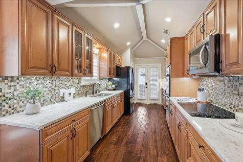 2012 Cripple Creek Lane Lewisville TX 75077