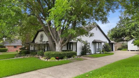 2012 Cripple Creek Lane Lewisville TX 75077