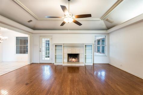 9130 Hanging Moss Drive Granbury TX 76049